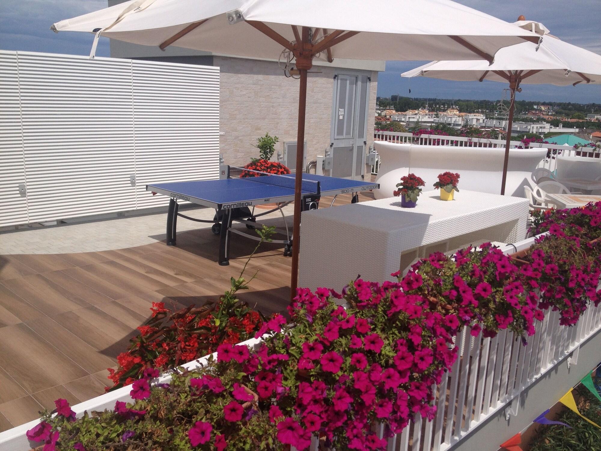 Hotel Principe Palace Lido di Jesolo Exterior photo