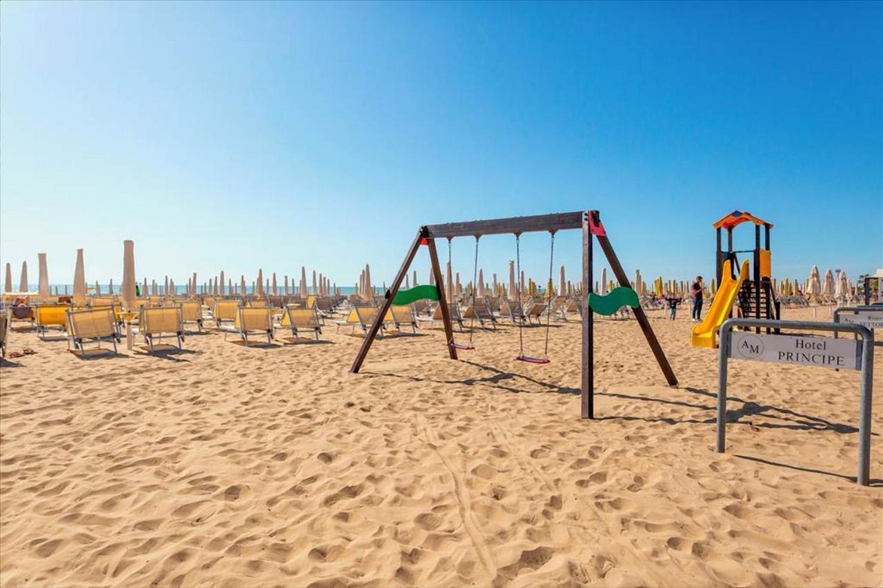 Hotel Principe Palace Lido di Jesolo Exterior photo